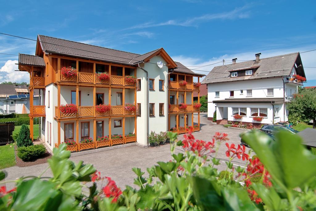 Gaestehaus Lutschounig Faak am See Exterior foto